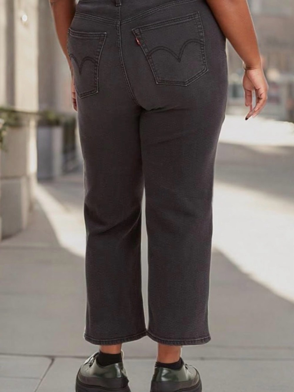 Levi's Womens Plus Size Wedgie Straight Jeans Cut Black 22W NWOT - Picture 4 of 5